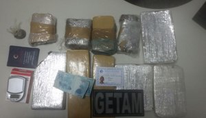droga apreendida em táxi