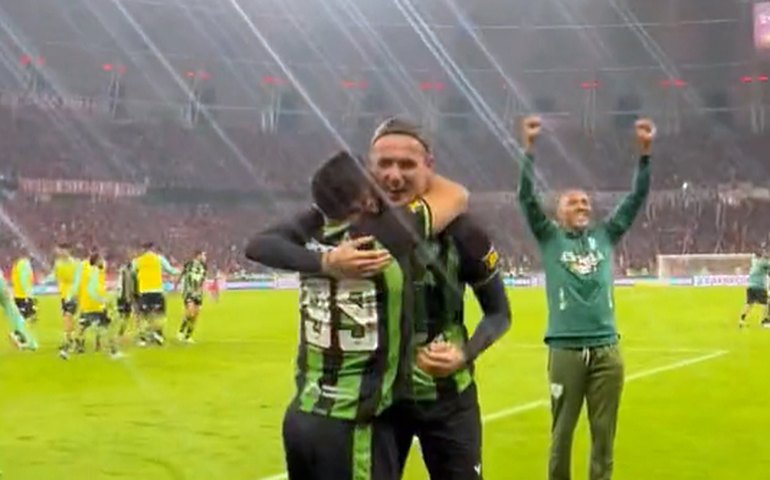 Nos pênaltis, América-MG elimina Internacional e avança às quartas da Copa do Brasil