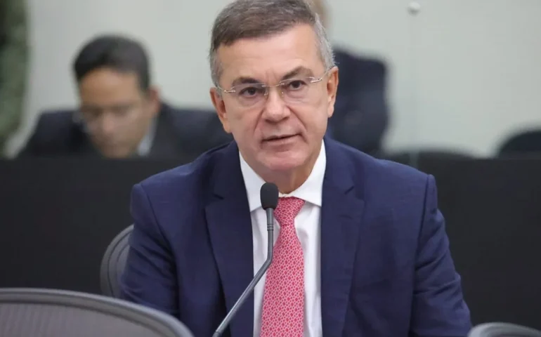 Ronaldo Medeiros destaca Dia Internacional pela Eliminação da Violência contra a Mulher