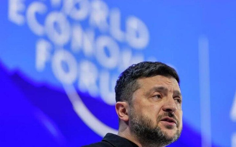 Zelensky é acusado de perder contato com a realidade após críticas à União Europeia