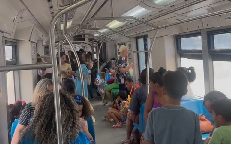 Máquina do VLT foi danificada por queda de fios de energia, diz CBTU