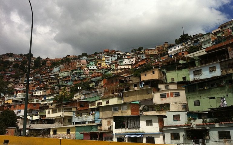 Indignação toma conta do Petare, primeira favela venezuelana a se manifestar contra vitória contestada de Maduro: 'É preciso se levantar' 