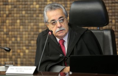 TJ proíbe ocupação de grevistas no Centro Administrativo de Arapiraca