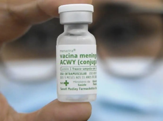 Meningite: entenda como fica vacinação com ACWY após mudança nas doses