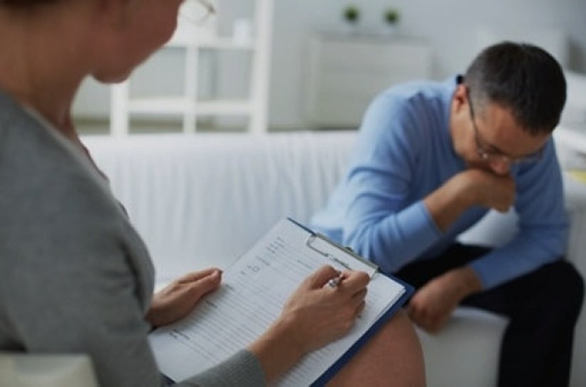 Atendimento a pacientes psiquiátricos é discutido no HGE