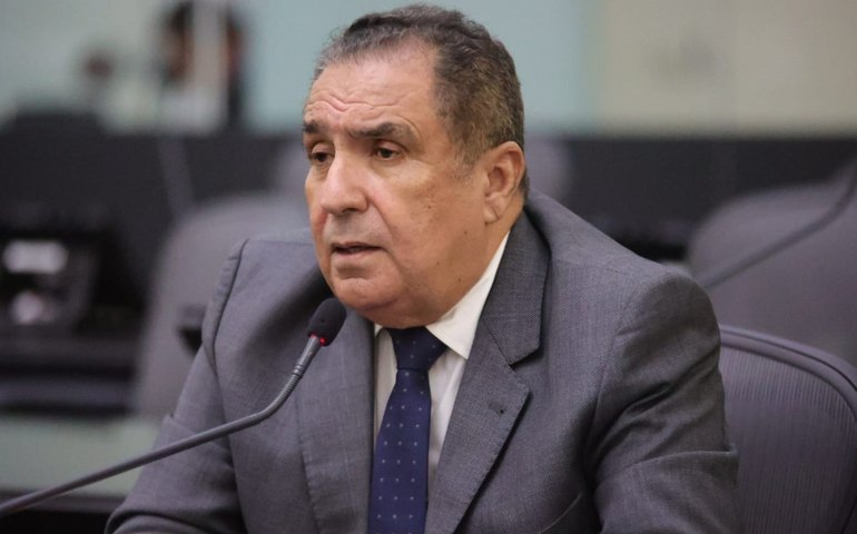 Inácio Loiola pede instalação de proteção em ponte entre AL e BA para prevenir suicídios