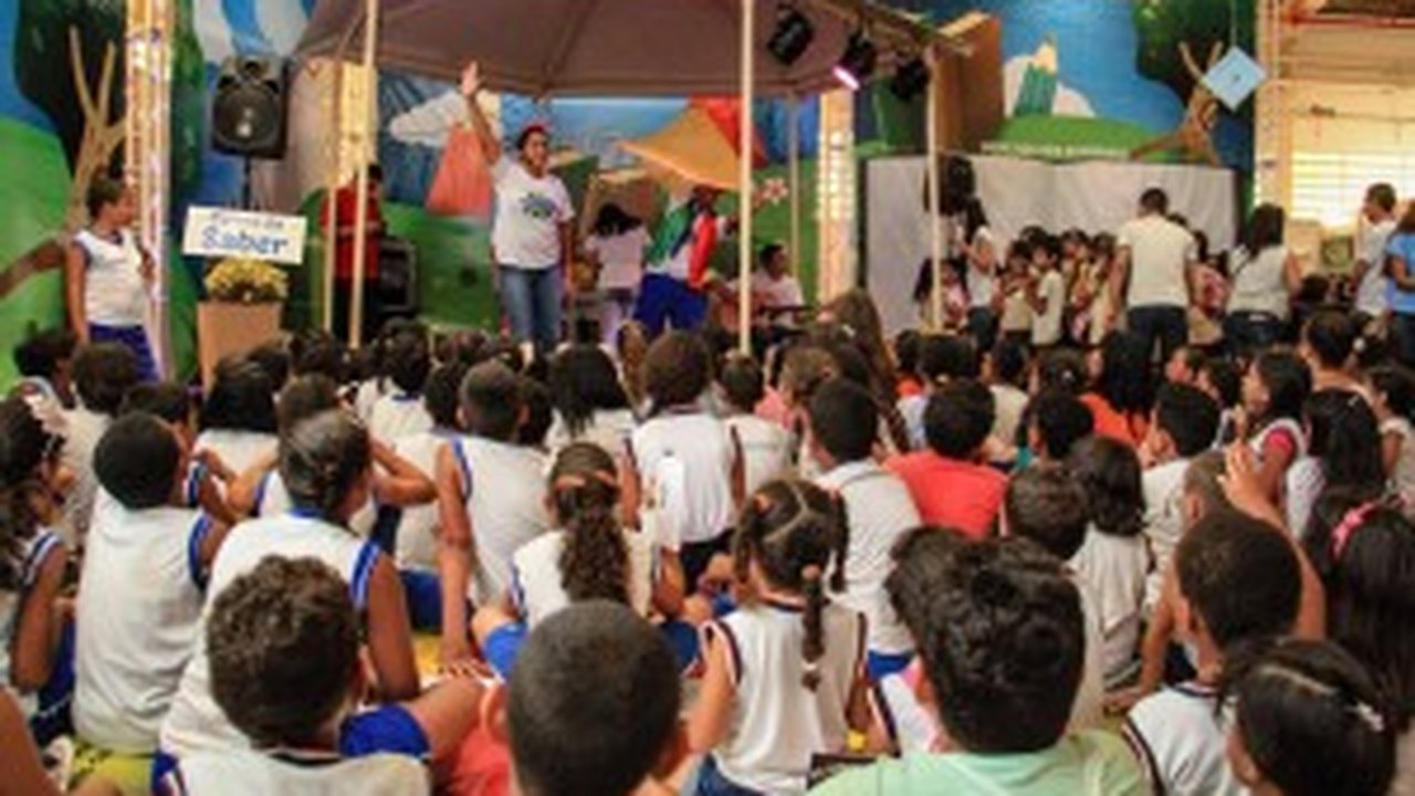 Participação da Prefeitura de Maceió na Bienal registra compromisso com a Educação