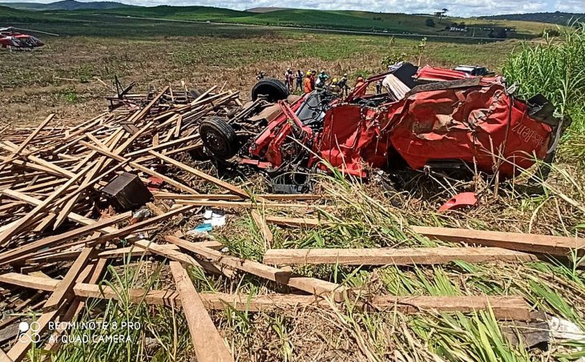 Acidente de caminhão deixa uma vítima fatal no interior de Alagoas