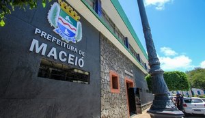 Prefeito diz que medida busca dar tranquilidade aos servidores e movimentar a economia da capital