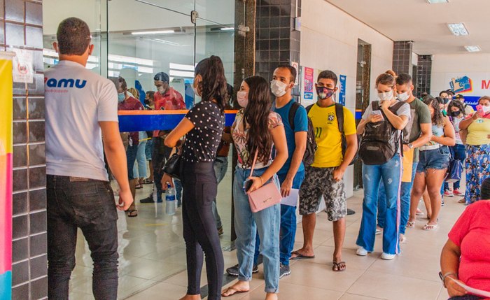 Estudantes que não fizerem a renovação do Passe Livre vão perder a gratuidade
