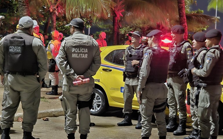 Na Base do Sossego apreende oito equipamentos sonoros e realiza ações no Marco do Corais