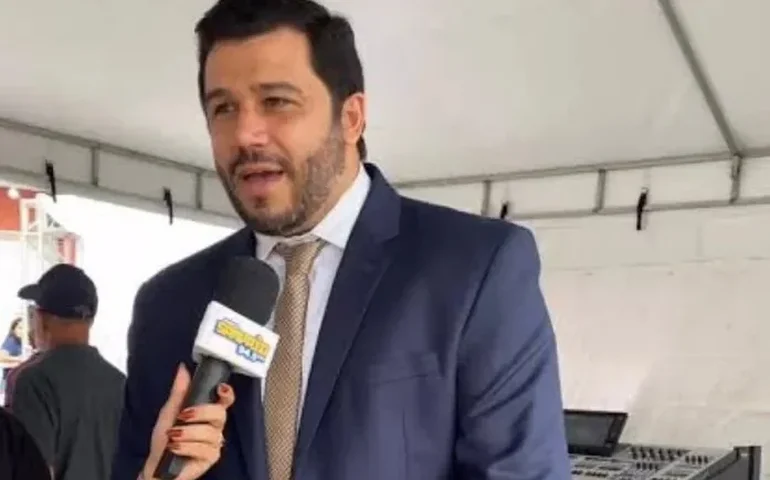 Lúcio reage, chama Salomão de “parlapatão” e amplia confronto verbal na Câmara de Palmeira