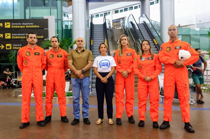 Governo de Alagoas envia médicos e enfermeiros do grupamento aéreo para auxiliar em resgates no RS