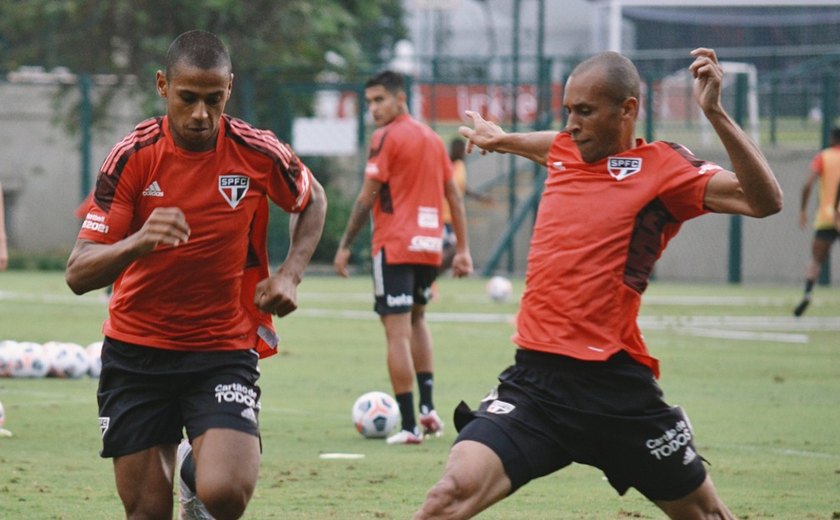 Pablo e Orejuela podem reforçar o São Paulo na quinta-feira, diante do Rentistas