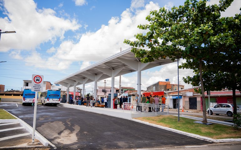 Novo terminal de ônibus transforma mobilidade e leva mais dignidade aos usuários