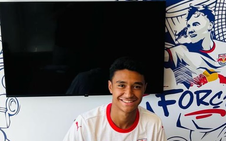 Jogador do Bragantino é transferido de hospital; quadro ainda é gravíssimo