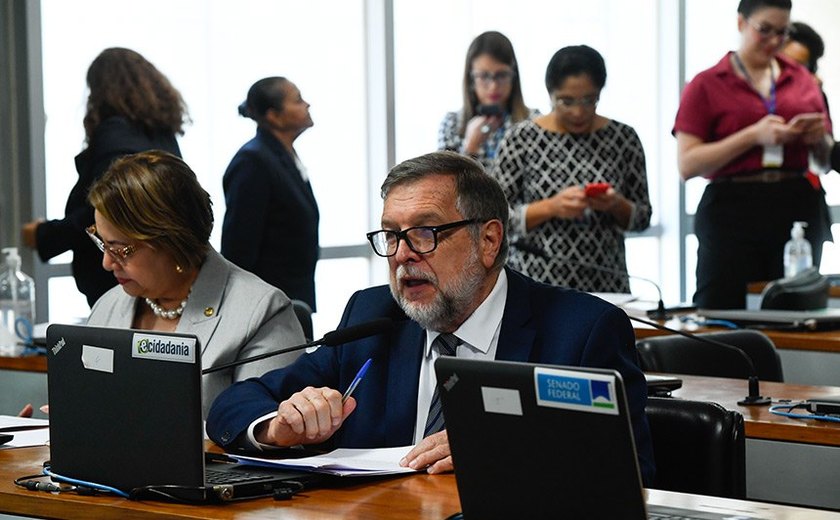 CDH aprova regime especial para alunos impossibilitados de frequentar aulas