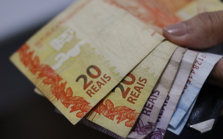 Pagamento de aposentados, pensionistas e outros beneficiários está sendo liberado nesta quarta-feira