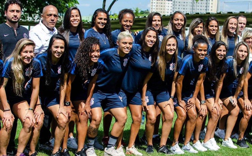 Time feminino de futebol do Corinthians ganha pela 25ª vez seguida e bate recorde