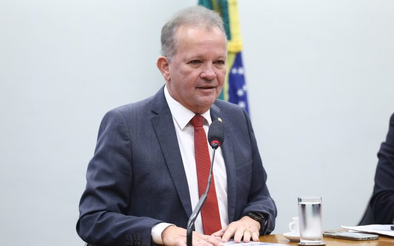 Comissão aprova projeto que atualiza as competências privativas do economista