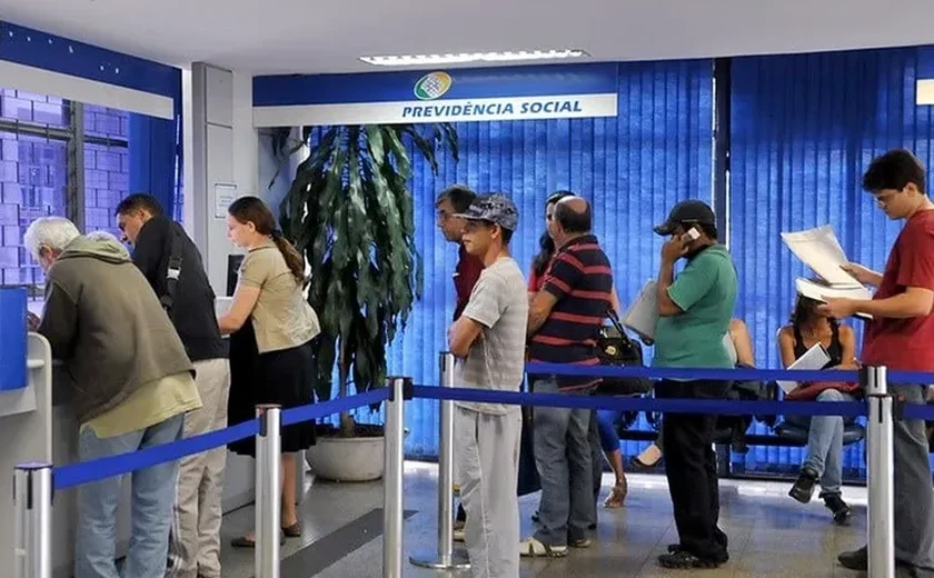 CPMI do INSS aponta indícios de roubo que pode chegar a R$ 90 bilhões em consignados