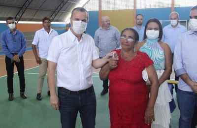 Deputado Sérgio Toledo prestigia solenidade de emancipação política de Paulo Jacinto 