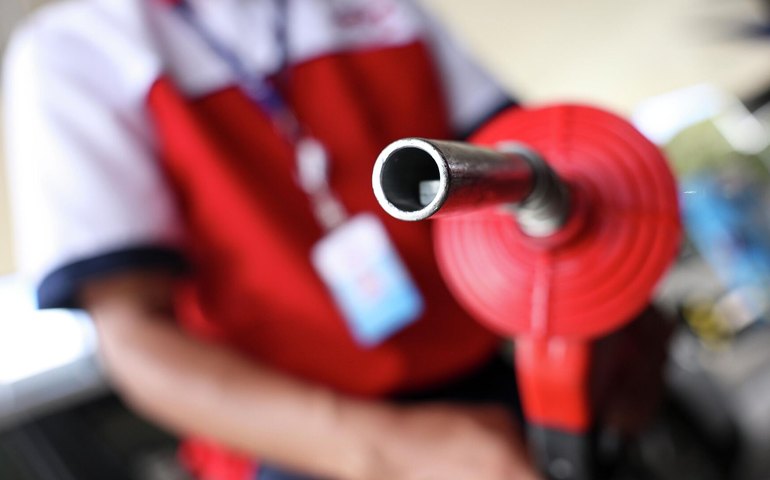 Fazenda propõe zerar ICMS do diesel importado com compensação federal de R$ 3 bilhões