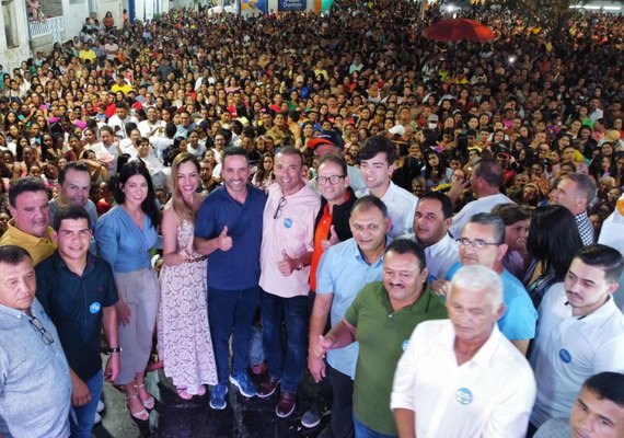 Prefeitura de Major Izidoro realiza uma grande festa para comemorar o Dia das Mães
