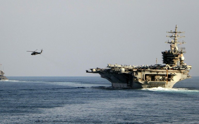 Tensão entre EUA e Irã acende alerta nos mercados e eleva risco de impacto global, diz mídia