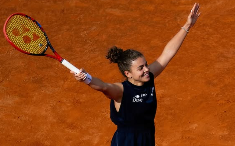 Paoline bate Gauff e vê título histórico no WTA 1000 de Roma extrapolar quadra