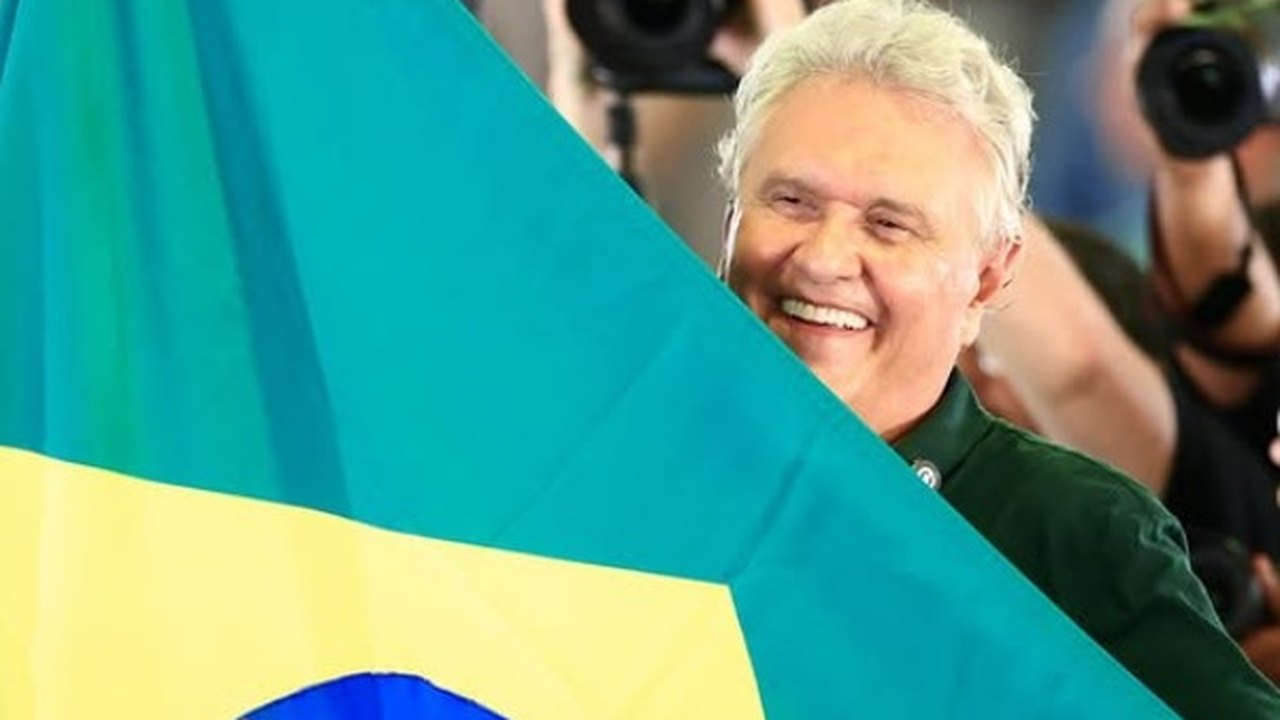 Após críticas de Lula, Caiado afirma que presidente 'vende o Brasil' em debate sobre terras raras