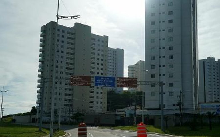 Bairros nobres de São Luís obedecem ‘lockdown’; periféricos descumprem decreto