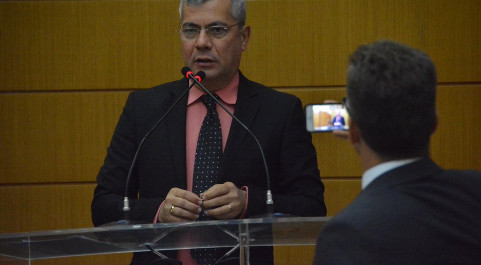 DEPUTADO IRAN BARBOSA / Foto: Rede Alese