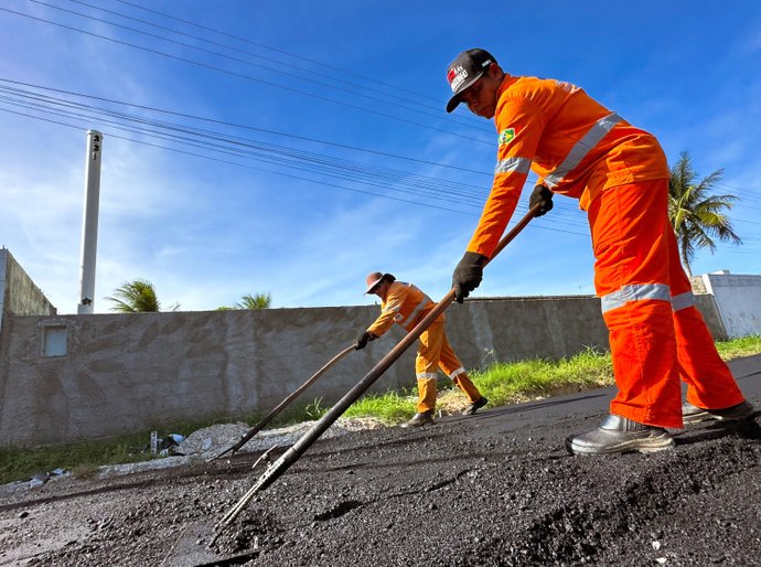 Seminfra avança com obras de pavimentação e beneficia moradores do Sauaçuhy