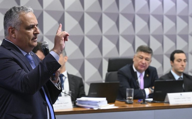 Relator e presidente da CPMI criticam decisão de Flávio Dino sobre quebra de sigilo
