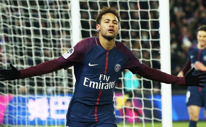 Paris Saint-Germain anuncia renovação de contrato de Neymar até 2025