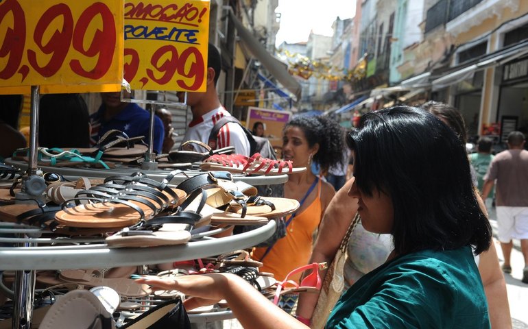 Cidadania fortalecida: Lei de Defesa do Consumidor completa 35 anos