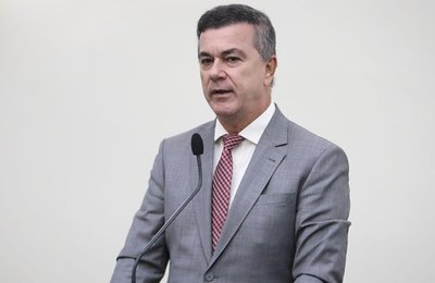 Ronaldo Medeiros critica PEC que visa instituir cobrança de mensalidade nas universidades públicas