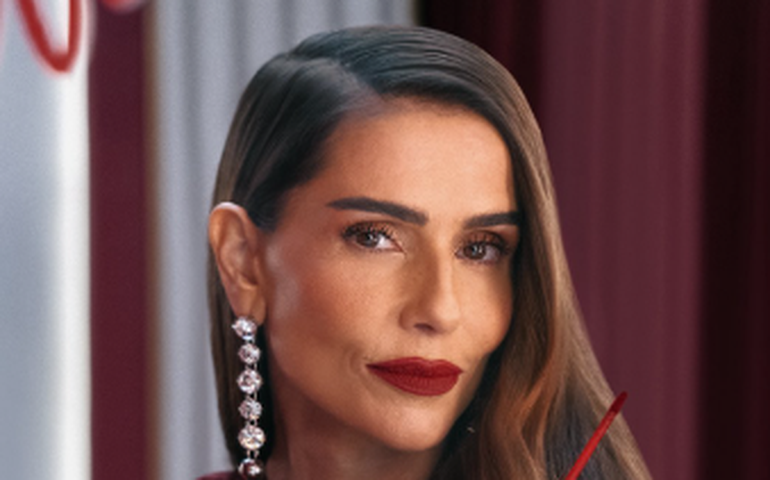 Deborah Secco diz que só há dois anos passou a se sentir bonita