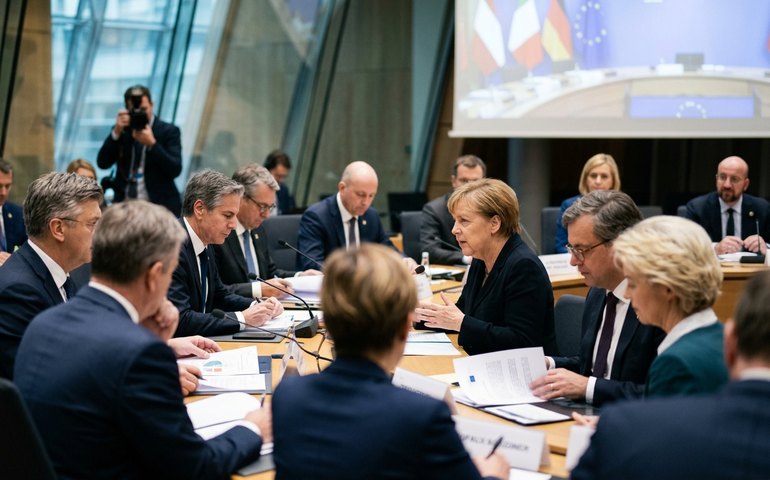 União Europeia debate mecanismos de auxílio mútuo em meio a tensões globais