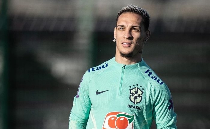 Antony é acusado de ameaça física e lesão corporal em B.O.