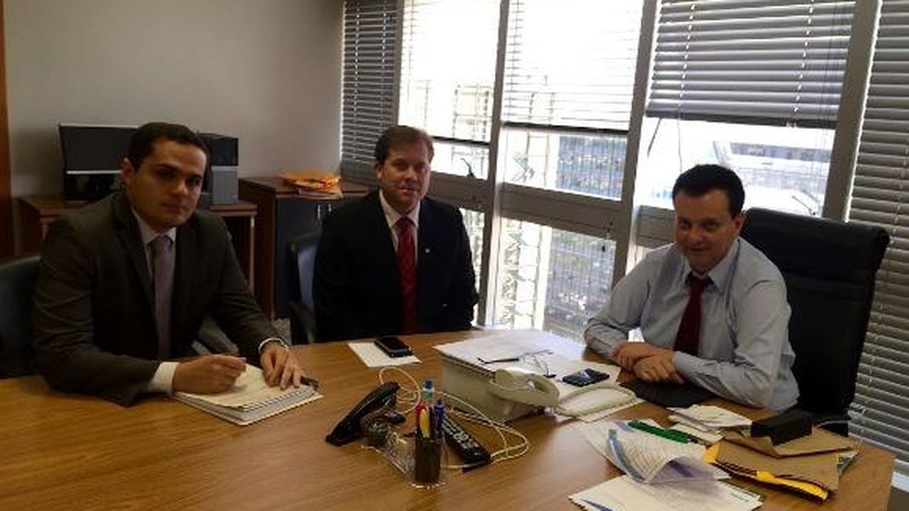 Ayres reforça a importância de aterros sanitários em reunião com Kassab