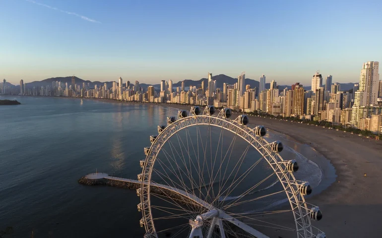 Imóveis devem ficar até 20% mais caros e a 'janela de compra é agora', alertam especialistas