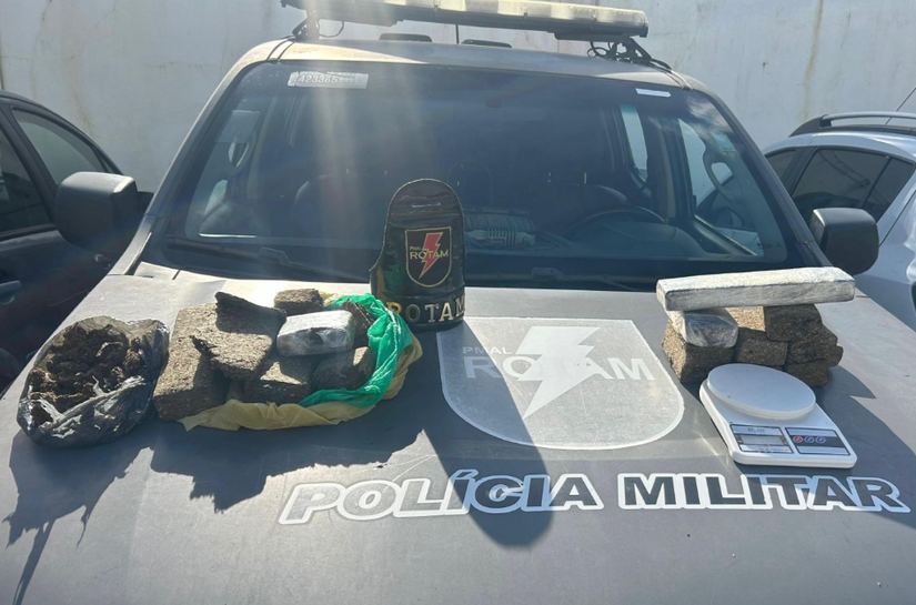 Polícia Militar apreende arma de fogo e 4,2 quilos de maconha e prende acusado de embriaguez ao volante em Maceió