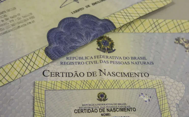 Miguel e Helena foram os nomes mais registrados nos cartórios brasileiros em 2023