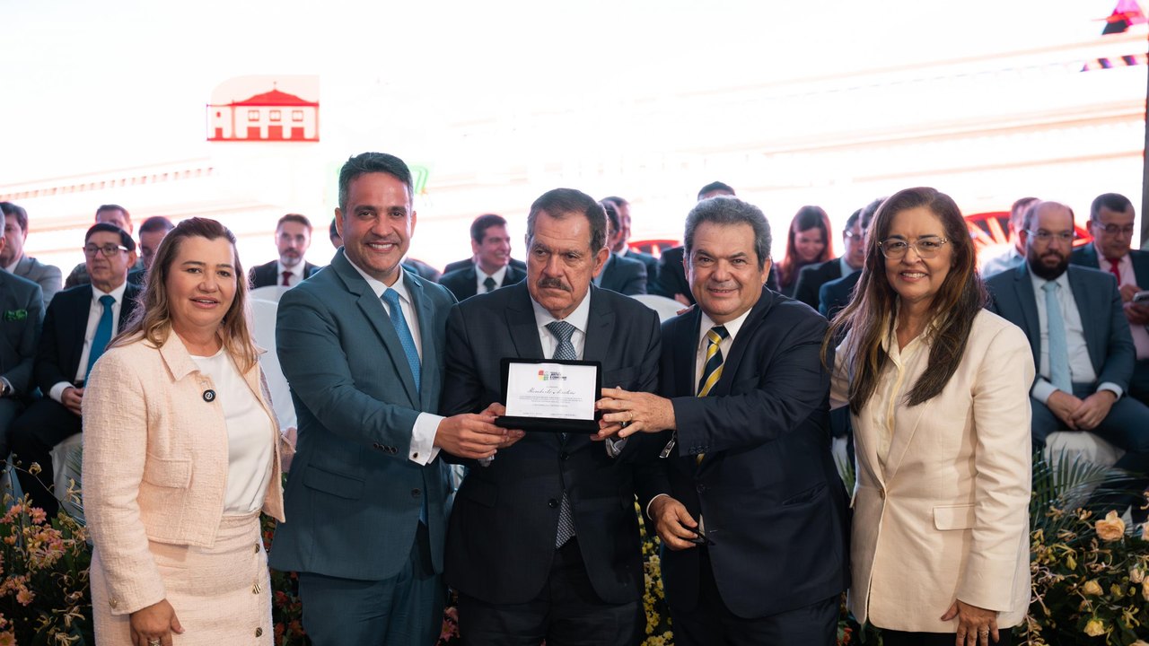 Paulo Dantas e ministro Humberto Martins são homenageados em Porto Calvo